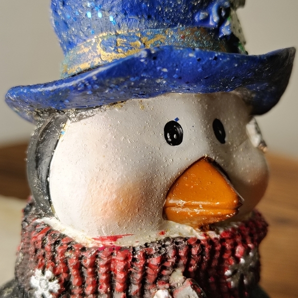 Jubilee Giftware Penguin Shelf Sitter Ornament Arctic Ice Fishing Figurine - Picture 15 of 16